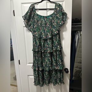 Lulu’s Floral Midi Dress
